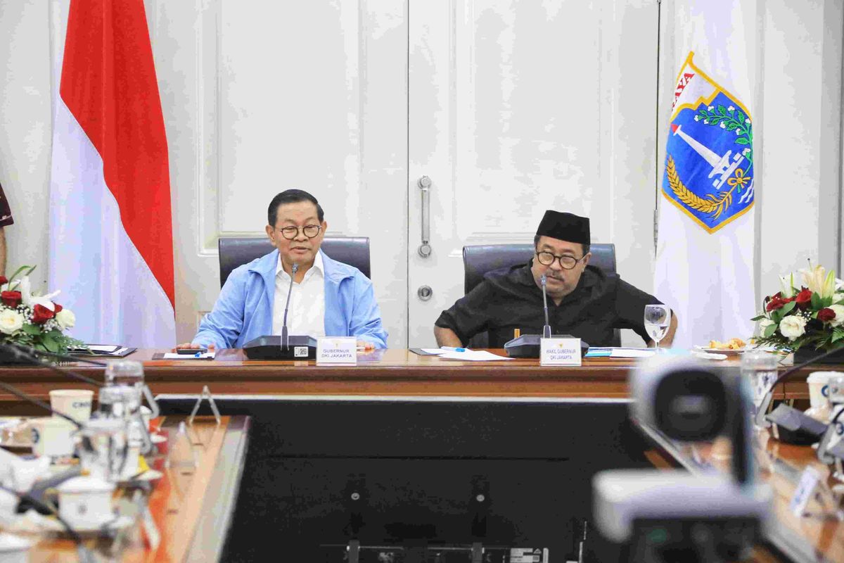 28 Istimewa
